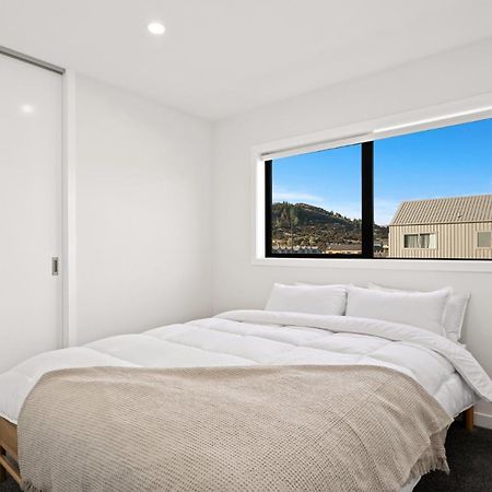 Wanaka Wonder - Wanaka Holiday Home Exterior photo